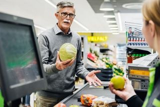 Eurostat: Sedmina Čechů se považuje za chudé - Novinky